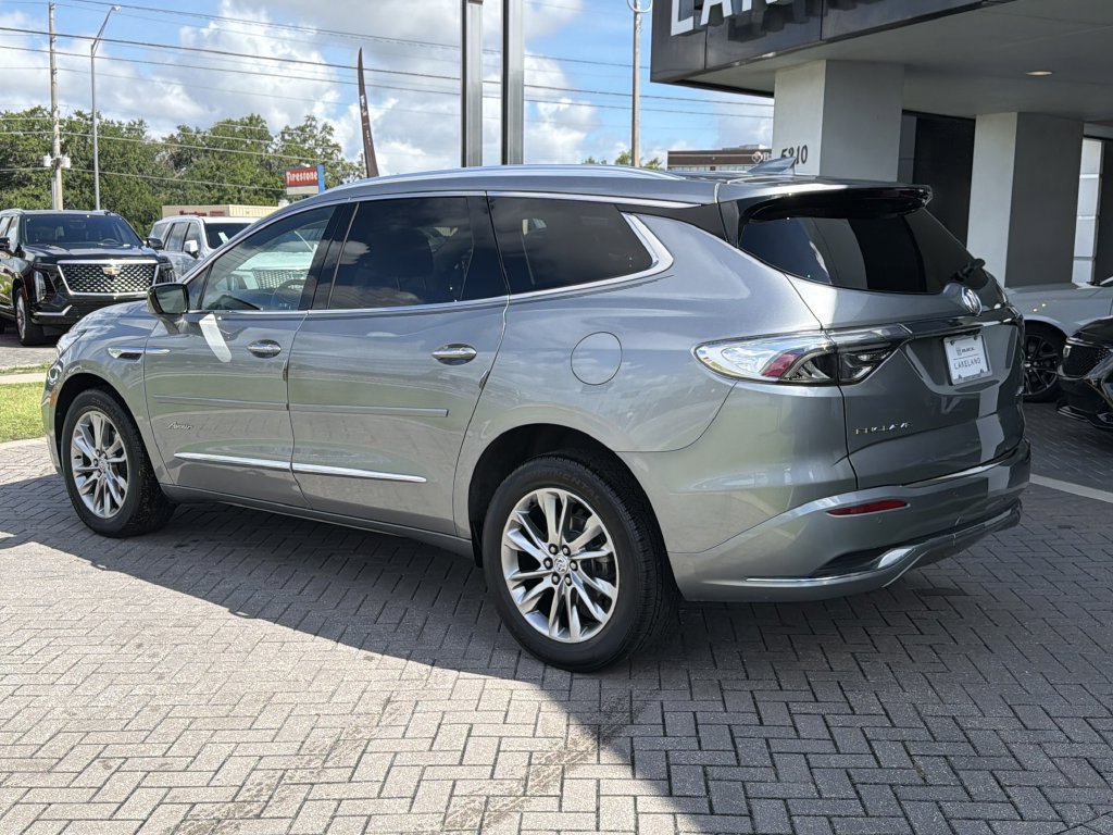 Certified 2023 Buick Enclave Avenir w/ Avenir Technology Package FWD image 4