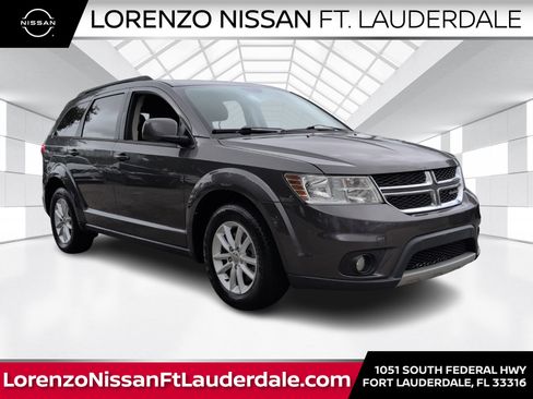 Used 2015 Dodge Journey SXT w/ Flexible Seating Group image 1