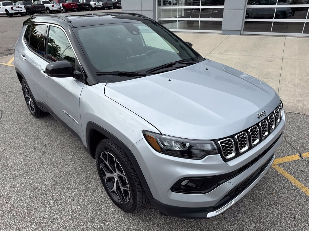 Used 2024 Jeep Compass Limited AWD/4WD image 6