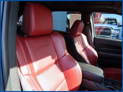 Used 2022 Dodge Durango SRT image 9