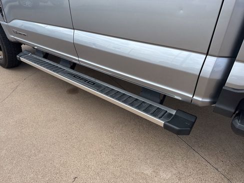 Used 2024 Ford F350 Lariat w/ FX4 Off-Road Package image 12