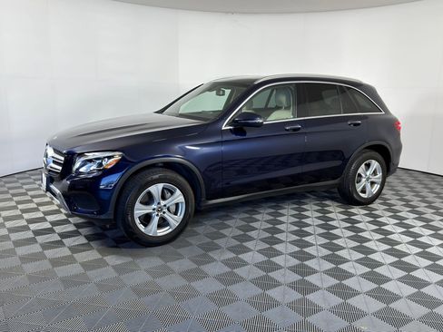 Used 2018 Mercedes-Benz GLC 300 image 1
