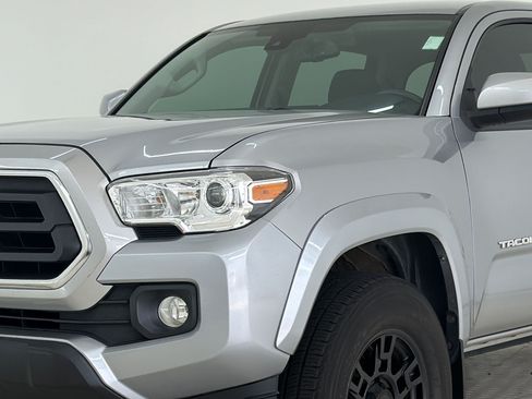 Used 2021 Toyota Tacoma SR5 RWD image 24