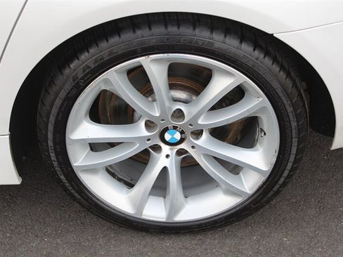Used 2016 BMW 535i xDrive Sedan AWD/4WD image 29