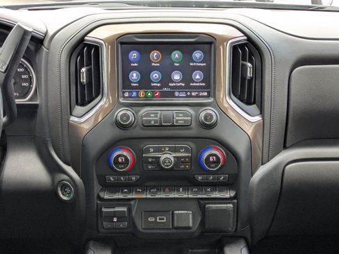 Used 2021 Chevrolet Silverado 1500 High Country image 18