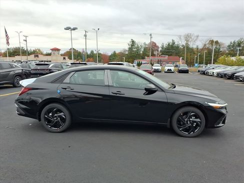 Certified 2026 Hyundai Elantra Sport image 6