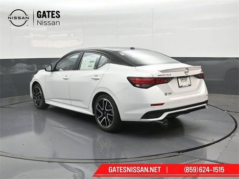 New 2025 Nissan Sentra SR image 8
