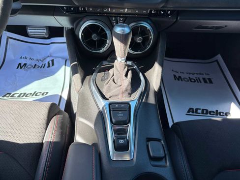 Used 2018 Chevrolet Camaro ZL1 RWD image 19