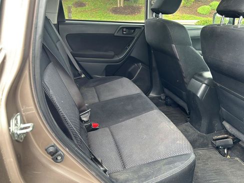 Used 2014 Subaru Forester 2.5i Premium w/ Popular Package #2 AWD/4WD image 13
