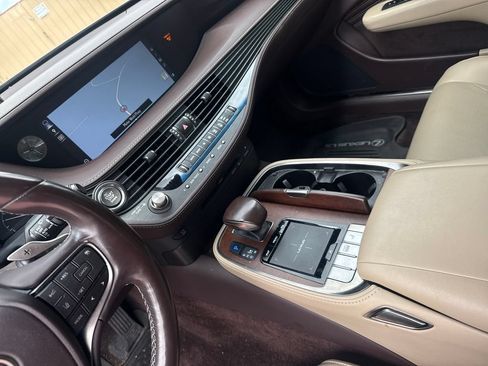 Used 2018 Lexus LS 500 AWD image 17