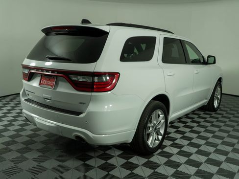 Used 2024 Dodge Durango GT image 8