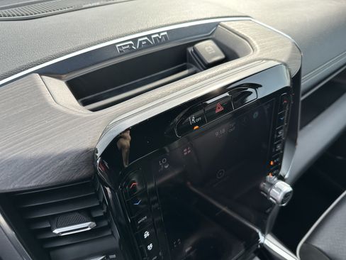 Used 2026 RAM 1500 Laramie AWD/4WD image 21