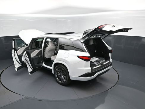 New 2026 Lexus TX 350 AWD image 2