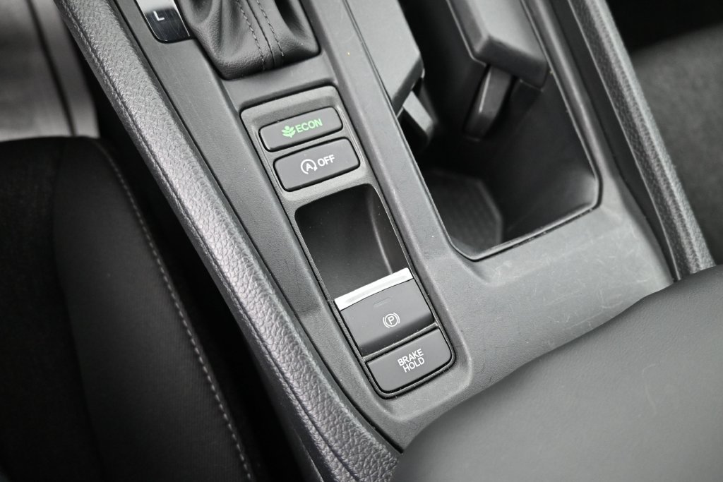 Used 2025 Honda Accord SE image 27