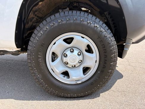Used 2023 Toyota Tacoma SR RWD image 28