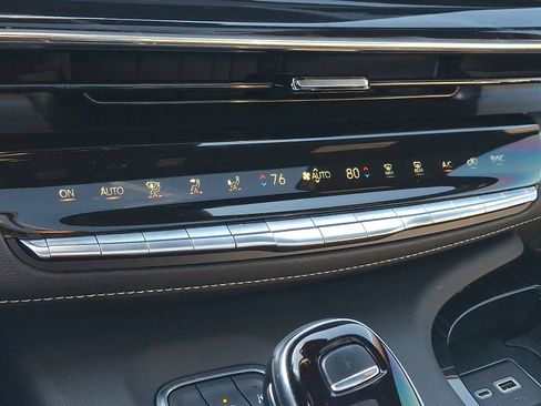 Certified 2023 Cadillac Escalade Sport w/ LPO, ONYX Package image 18