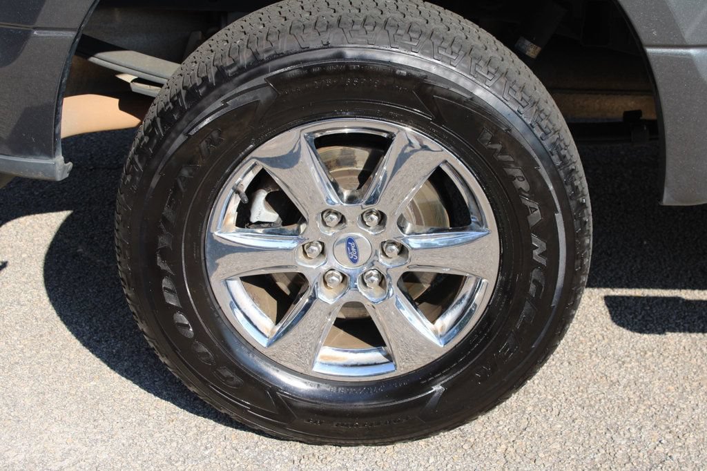 Used 2019 Ford F150 XLT w/ Equipment Group 302A Luxury AWD/4WD image 32