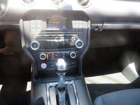 Used 2016 Ford Mustang Coupe RWD image 18