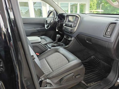 Used 2015 Chevrolet Colorado Z71 AWD/4WD image 18