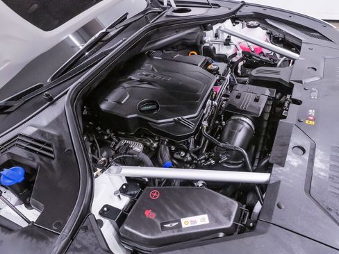 Certified 2026 Genesis GV70 2.5T Select image 24