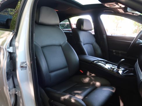 Used 2012 BMW 535i Sedan RWD image 13