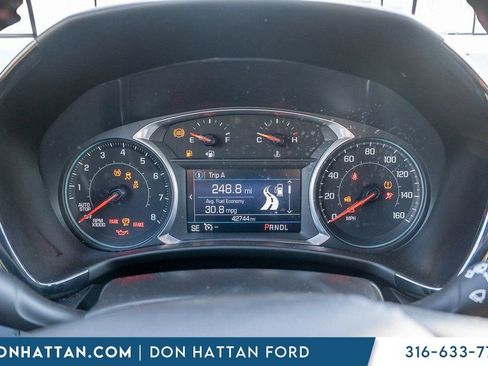 Used 2022 Chevrolet Equinox RS w/ LPO, Floor Liner Package image 6