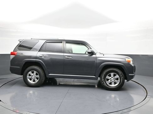 Used 2011 Toyota 4Runner SR5 w/ Premium Pkg w/Leather AWD/4WD image 5