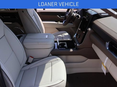 New 2026 GMC Yukon Denali AWD/4WD image 7
