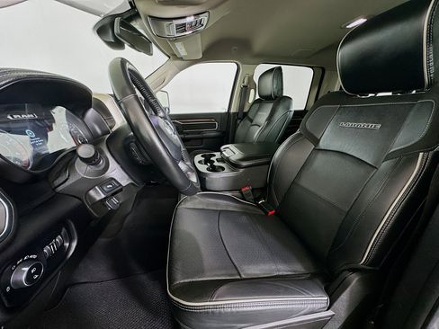 Used 2024 RAM 2500 Laramie image 13