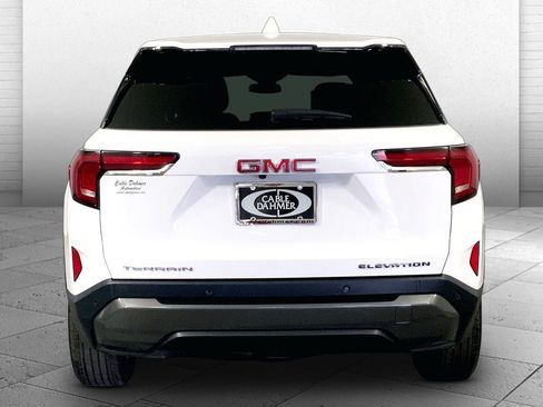 Used 2026 GMC Terrain Elevation FWD image 3