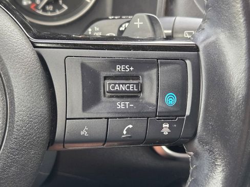 Used 2023 Nissan Rogue SV w/ SV Premium Package AWD/4WD image 31