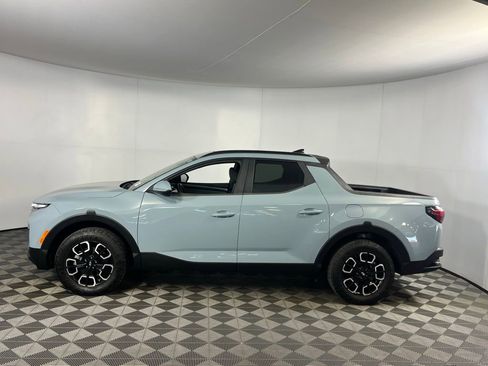 Used 2022 Hyundai Santa Cruz SEL Premium image 11