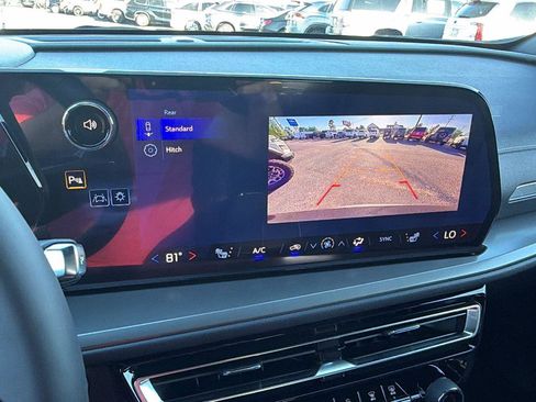 New 2026 Chevrolet Traverse LT w/ Midnight/Sport Edition image 26