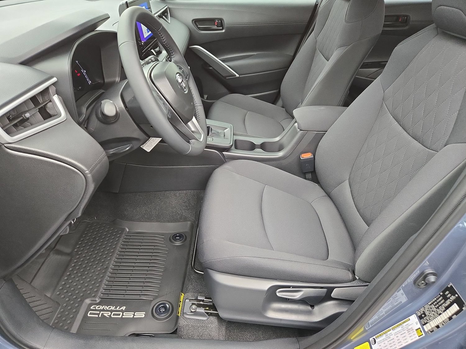 New 2026 Toyota Corolla Cross LE w/ Moonroof Package FWD image 16