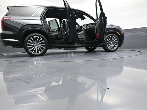 Certified 2025 Hyundai Palisade Calligraphy AWD/4WD image 50