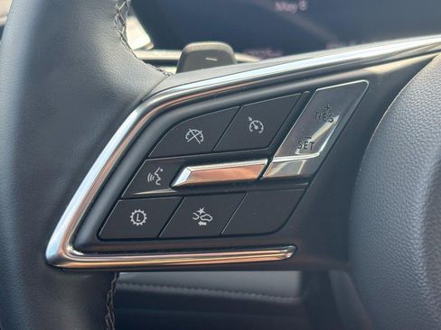 Used 2025 Buick Enclave Preferred FWD image 18