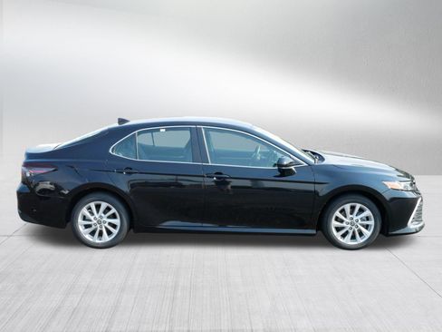 Certified 2023 Toyota Camry LE FWD image 8