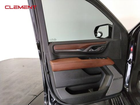 Used 2023 GMC Yukon Denali Ultimate image 24