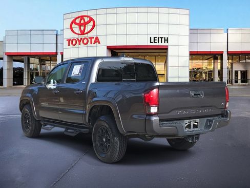 Used 2022 Toyota Tacoma SR5 image 7