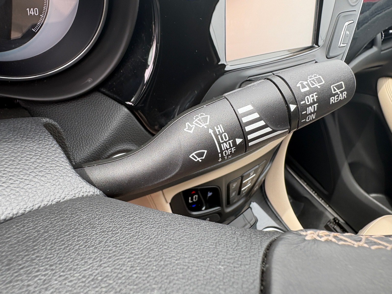 Used 2017 Buick Envision Preferred w/ LPO, Interior Luxury Package FWD image 20