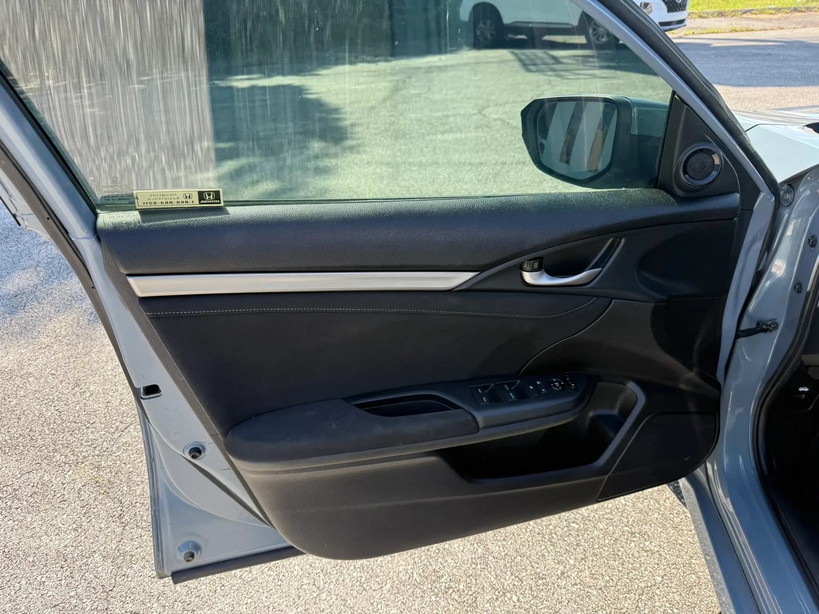 Used 2021 Honda Civic EX image 11