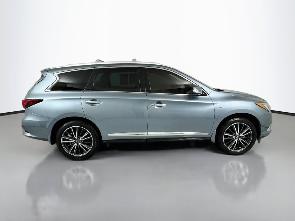 Used 2019 INFINITI QX60 Luxe w/ Sensory Package AWD/4WD image 9
