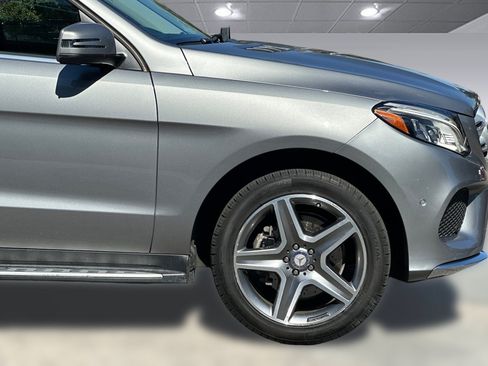 Used 2016 Mercedes-Benz GLE 400 4MATIC image 36