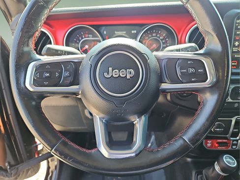 Used 2021 Jeep Gladiator Rubicon AWD/4WD image 24