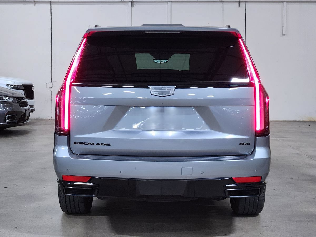 Used 2023 Cadillac Escalade ESV Sport w/ LPO, ONYX Package RWD image 10