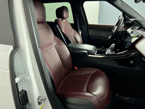 Used 2024 Land Rover Range Rover Sport Dynamic SE image 28