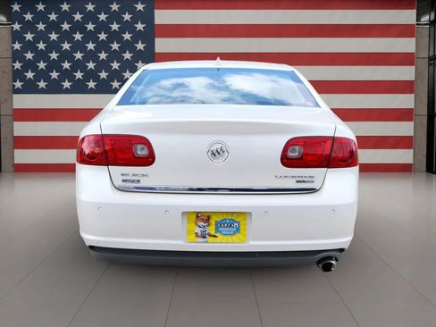 Used 2009 Buick Lucerne CXL w/ Driver Confidence Package image 4