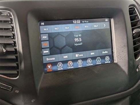 Used 2020 Jeep Compass Latitude w/ Cold Weather Group image 19