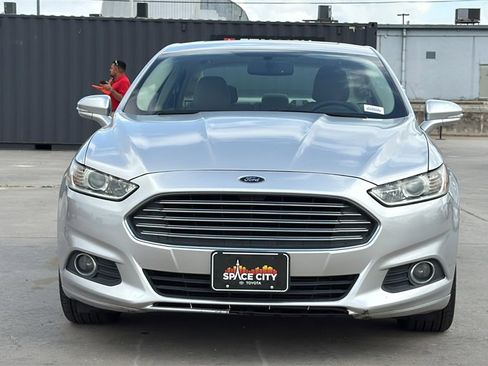 Used 2013 Ford Fusion SE image 8