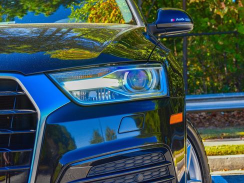 Used 2018 Audi Q3 2.0T Premium image 4